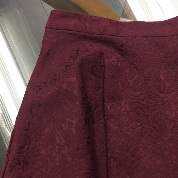 Skirt - Picture 2 of 2